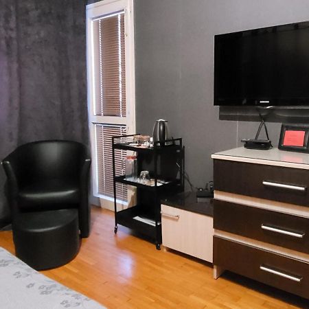 New York - Guest Room Near The Airport, Transport Possibility Sofia Exterior foto